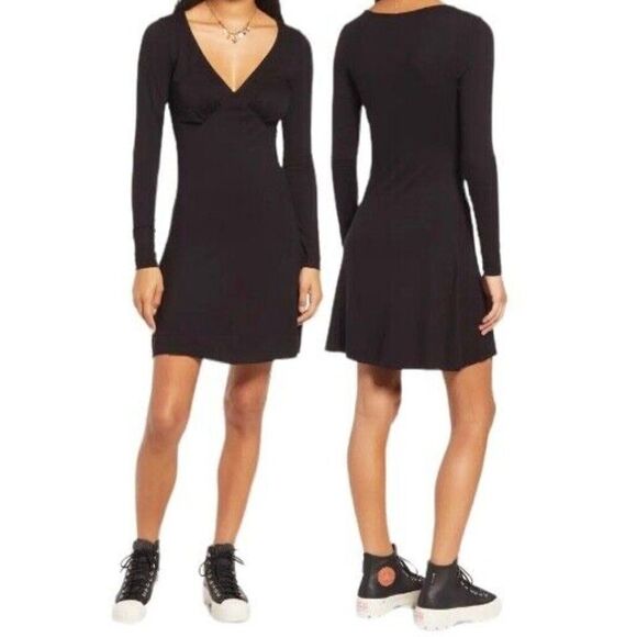 BP Dress Long Sleeve V-Neck Mini Black Solid Casual Neutral - Picture 1 of 10